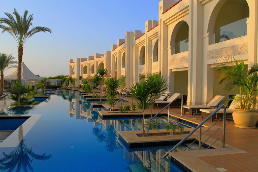 cheap luxury hotels last minute