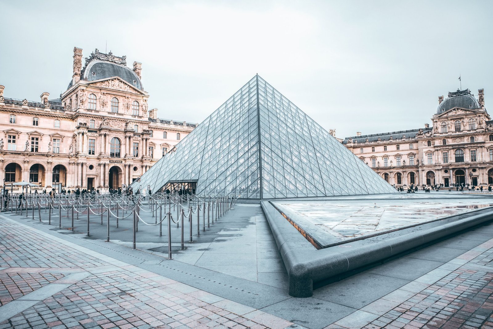 The Perfect 4-Day Paris Itinerary: What to See, Eat & Skip